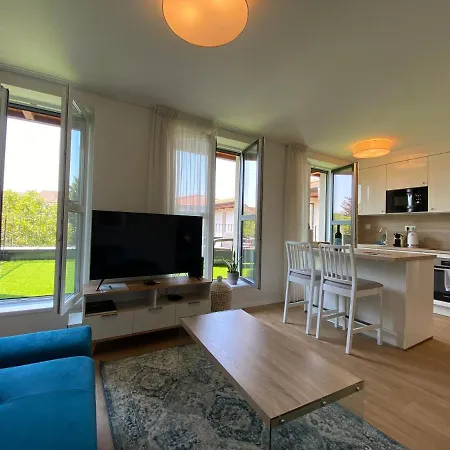 Sun Terrace Mini Penthouse Bestern Apartman